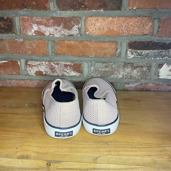 𝅺Blush Slip On Sperry’s - Picture 4 of 5